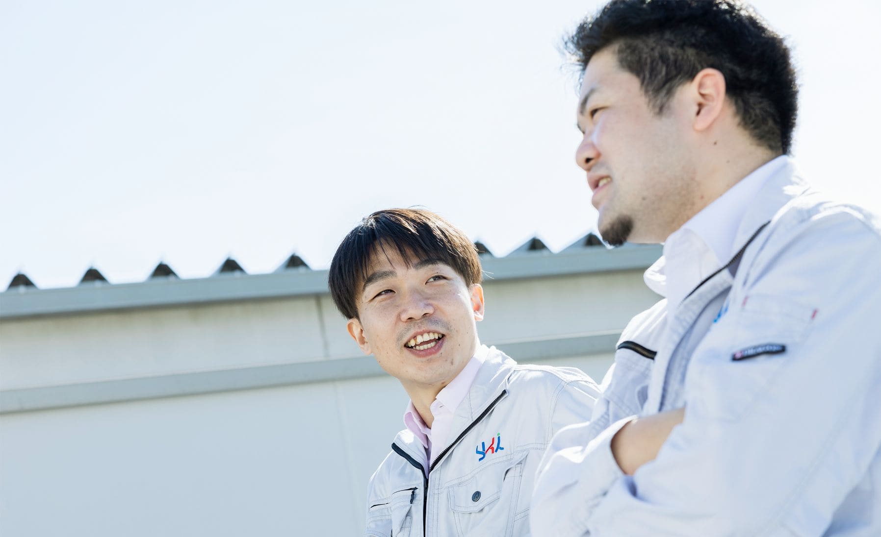M.MとK.T